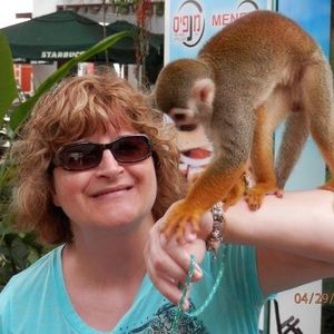 Meet your Posher, Louise